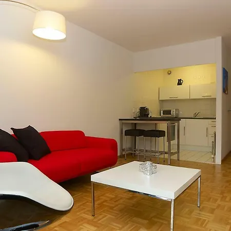 Апартаменты Uhlandstr. 195 *